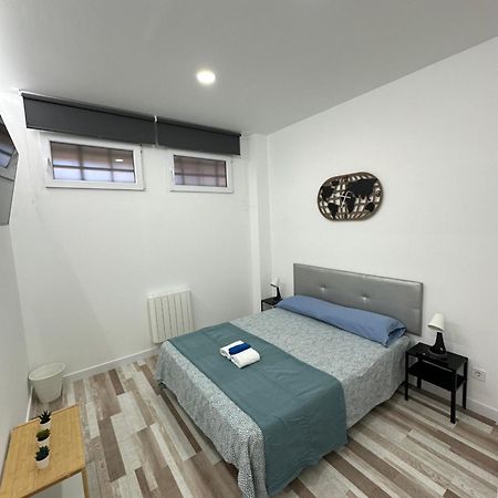 Alojamiento Fantasia Madrid Buitenkant foto