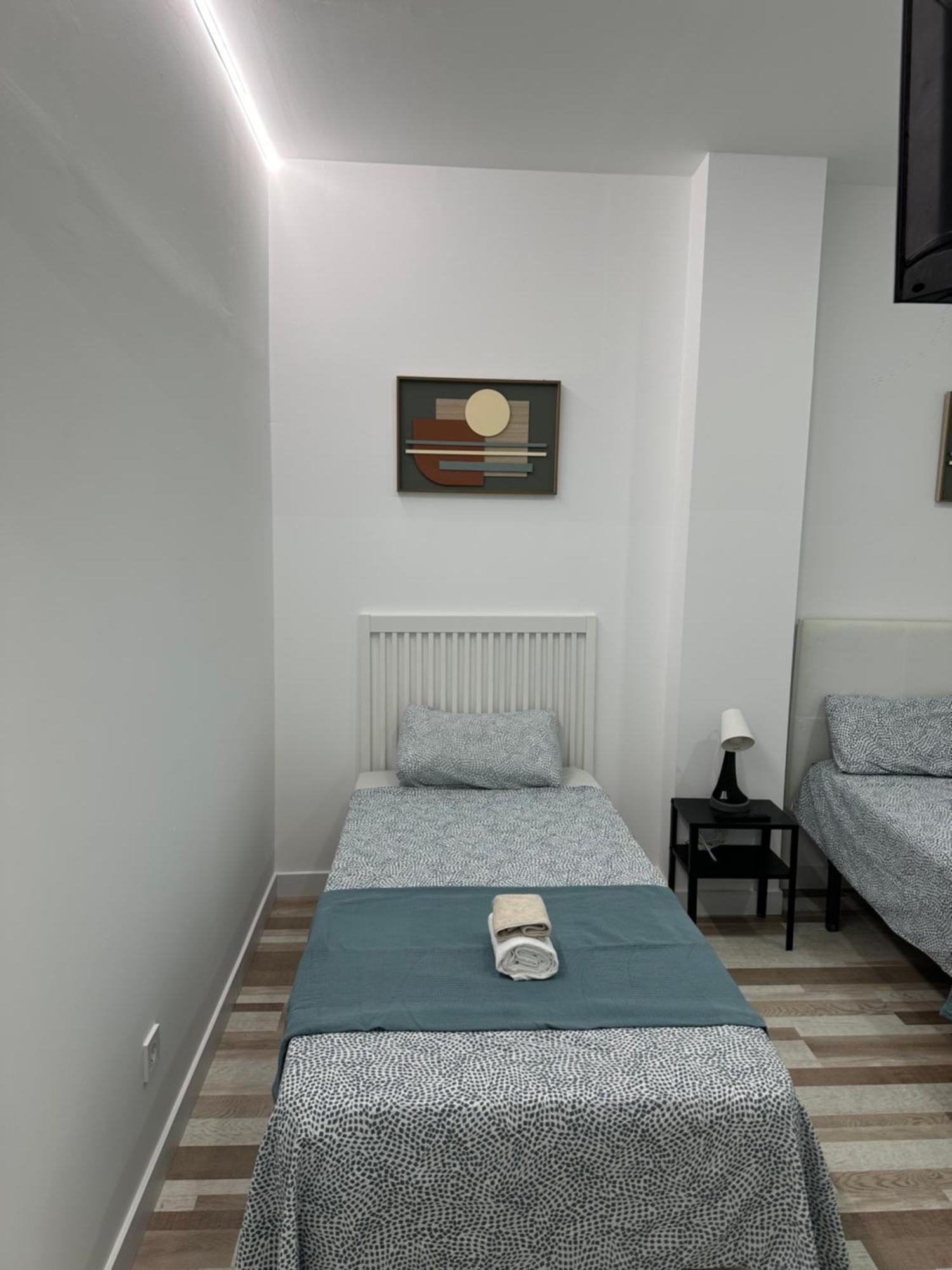 Alojamiento Fantasia Madrid Buitenkant foto